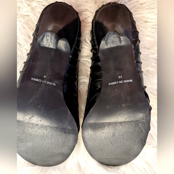 Women's high heel shoes - Picture 2 of 11